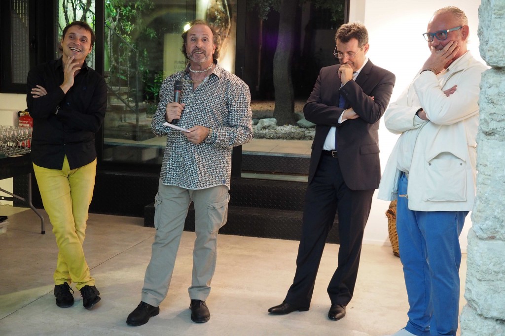 02/10/15 Inauguració de la exposició Farina Blana, fotografies de Tino Soriano al l'espai Eat Art de Banyoles. Foto:Pere Duran