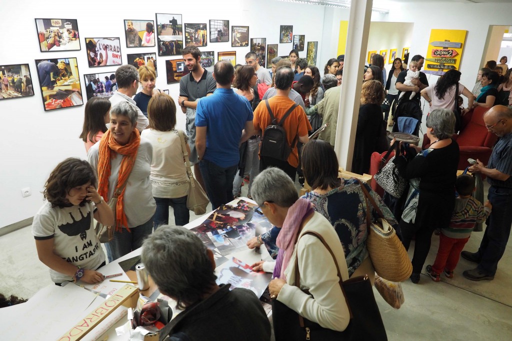 Inauguració exposició La Veu dels Sense veu, del col.lectiu L'Obrador Bny a l'Espai Eat Art. PERE DURAN / NORD MEDIA